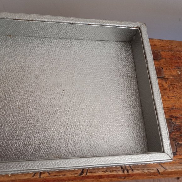 Hold Everything by Williams Sonoma Silver Leather Valet Tray - Picture 4 of 16